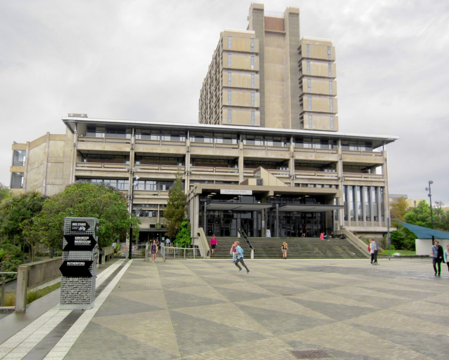 University of Canterbury Signage and Wayfinding Design Solutions