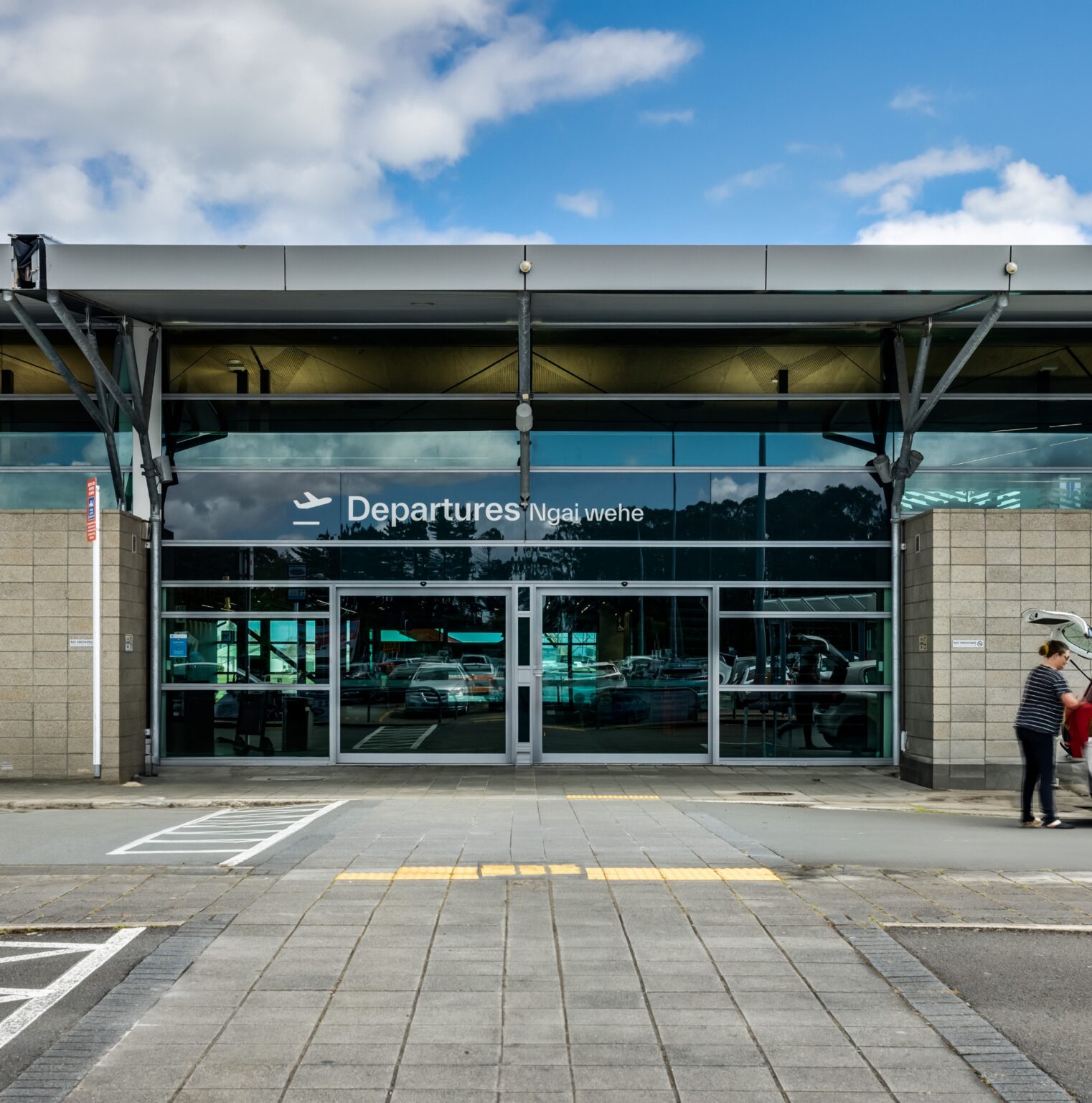 Hamilton Airport Signage and Wayfinding