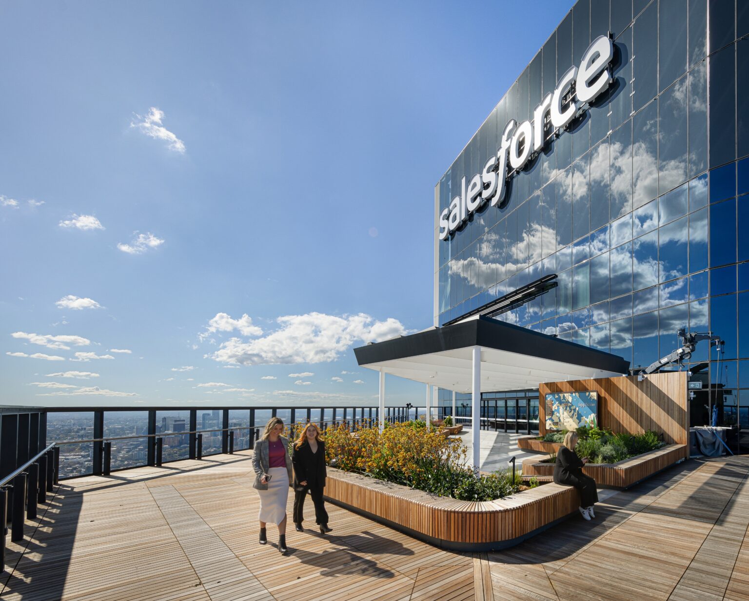 Salesforce Tower Sydney Sky Sign and VDA
